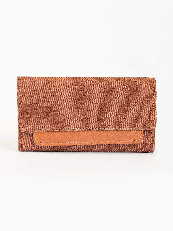 Textured Clutch