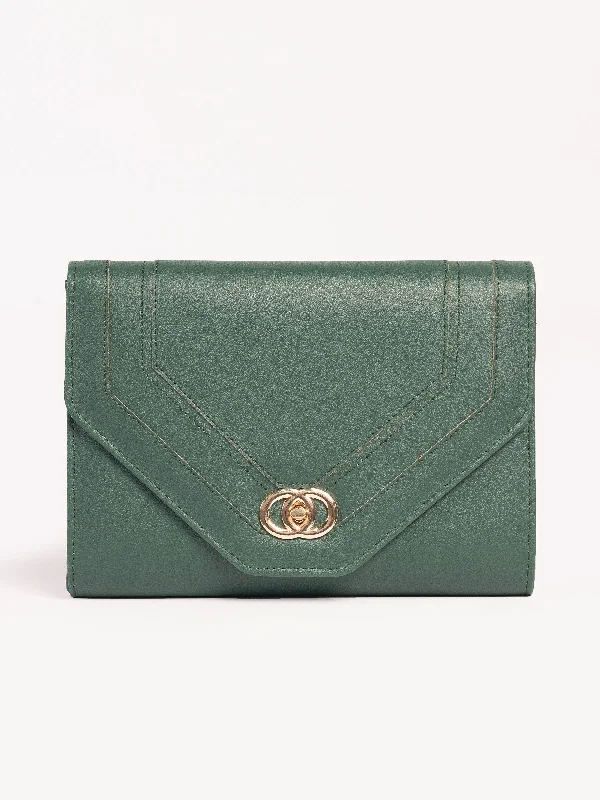 Envelope-Shaped Clutch