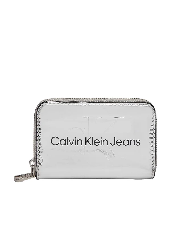 Calvin Klein Jeans  Womens Silver Wallet