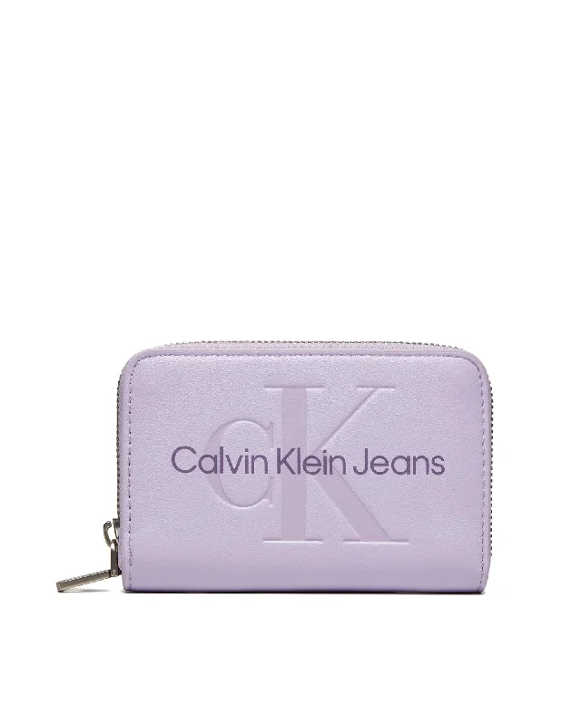 Calvin Klein Jeans Printed Zippered Wallet in Lilac Polyurethane Material