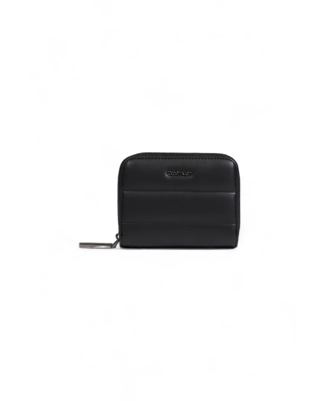 Calvin Klein  Signature Women's Leather Wallet