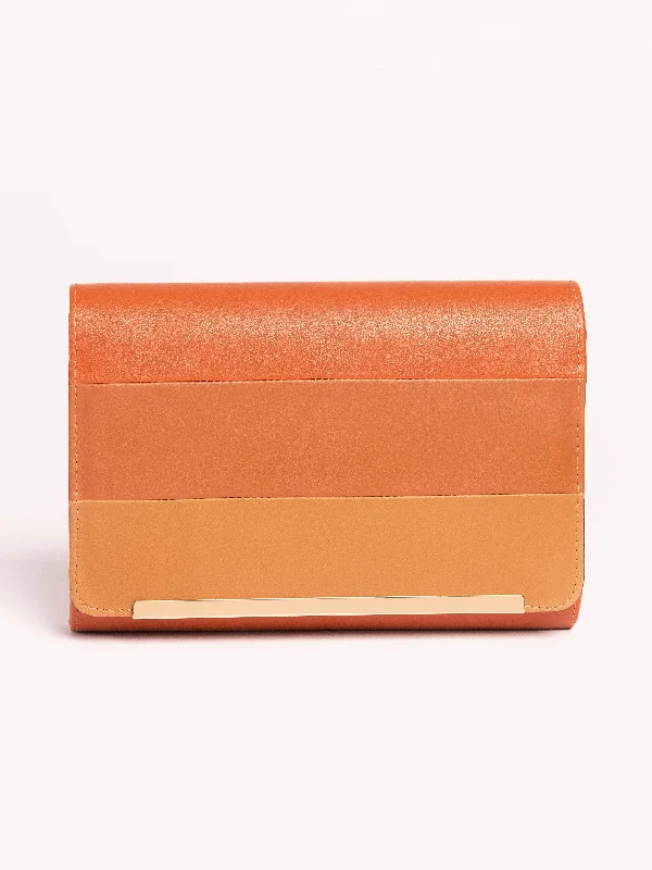 Three Tone Clutch