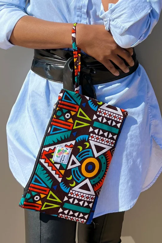 Native Vibes Wristlet