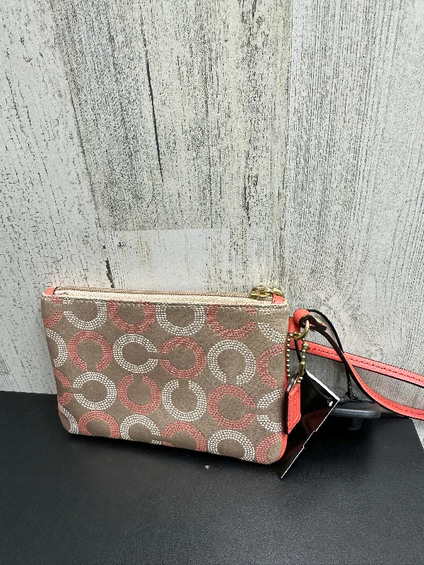 Wristlet Designer By Coach  Size: Small