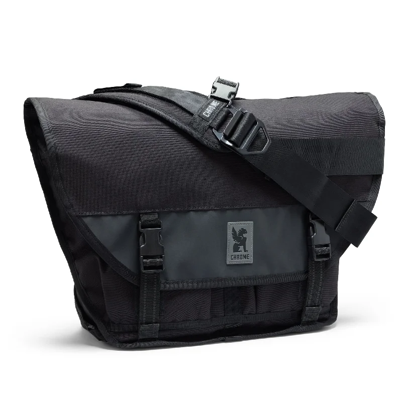 Citizen Slide 15L Messenger