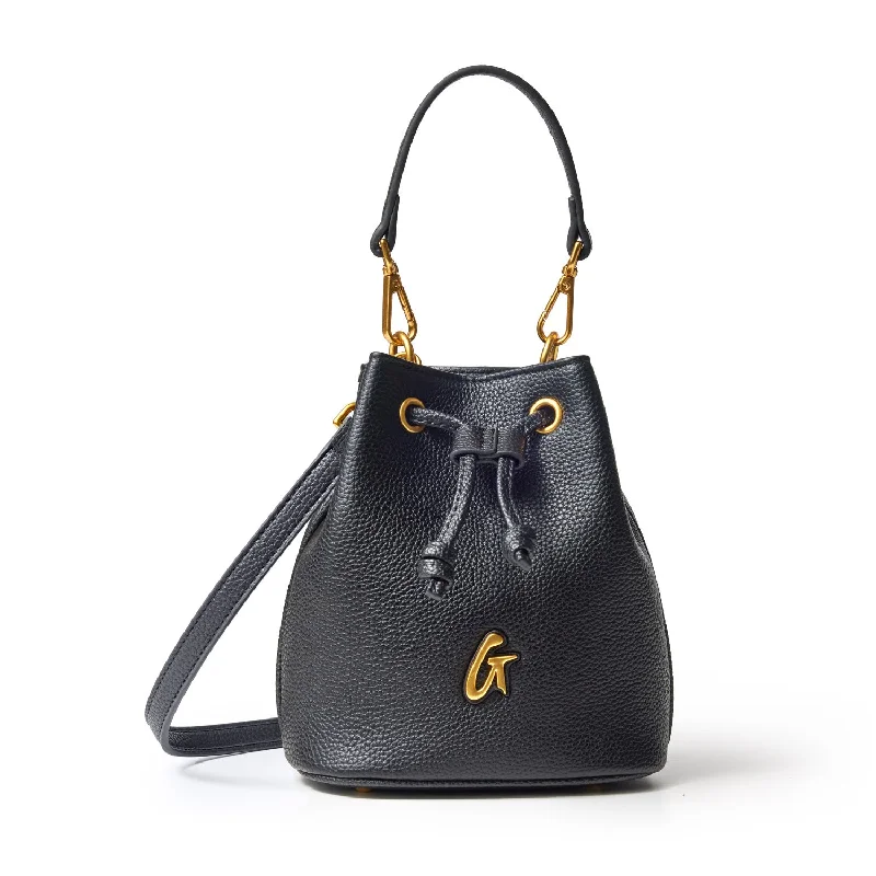 PEBBLE MINI BUCKET BAG BLACK